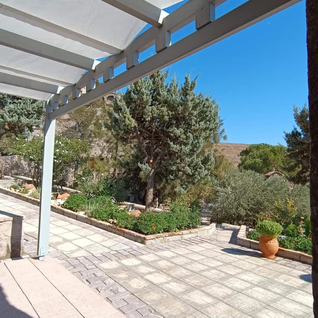 Lesvos Tower House Komninos Sígrion Exterior foto